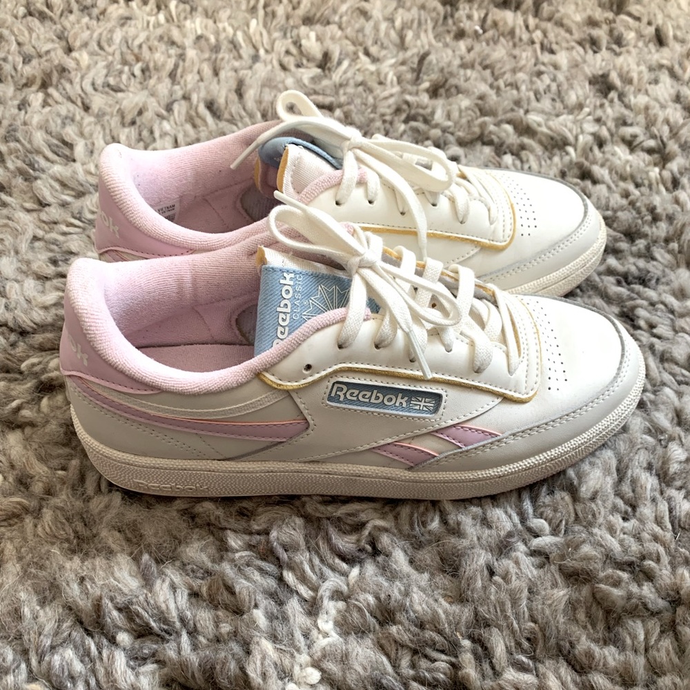 Pastel old school Reeboks